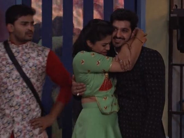 కంటతడి పెట్టిన శ్రీముఖి, శివజ్యోతి