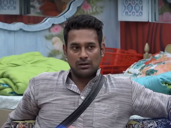 ఇటుకలను దొంగిలించే క్రమంలో పోట్లాట..