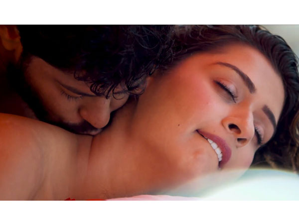 అవకాశాల వెల్లువ 