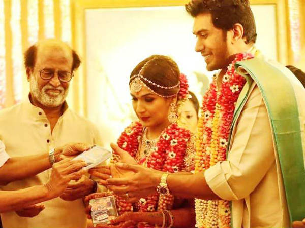 ఎయిర్‌పోర్ట్ అధికారులకు సమాచారం