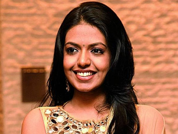 చిన్న కూతురు ఓకే కానీ పెద్ద కూతురుకే సమస్య