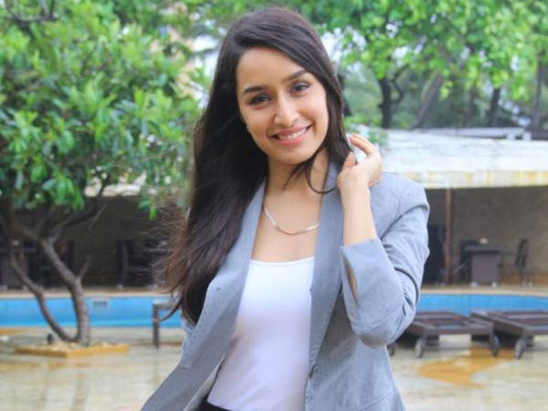 కష్టమవుతోందంటున్న శ్రద్దా కపూర్