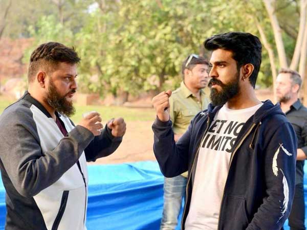 తండ్రికి బహుమతిగా అందించాలని రామ్‌చరణ్