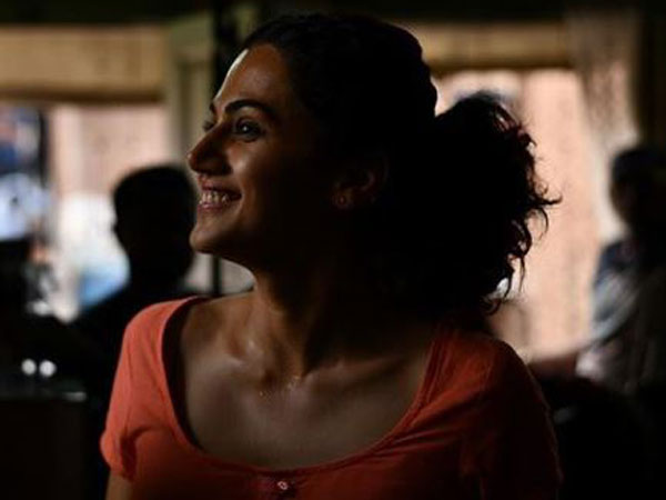 చెమటలు చిందిస్తూ