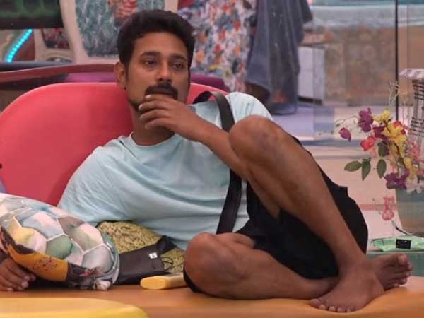 వరుణ్ గోవా ట్రిప్...