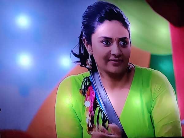 బెడిసి కొట్టిన శ్రీముఖి ఐడియా..