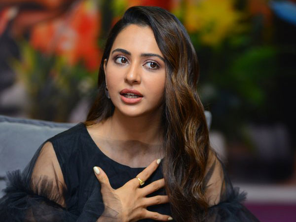 ఎన్నో సీక్రెట్స్ చెప్పిన రకుల్