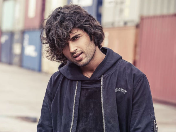 వరుస విజయాలతో దూసుకుపోతున్న విజయ్..