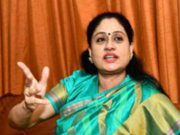 హైకోర్టు జోక్యం.. రాములమ్మ ఎంటర్