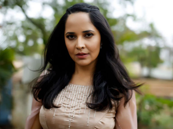 సోషల్ మీడియాలో యవ యాక్టివ్