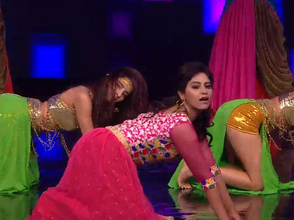 ఐటెం సాంగ్‌లతో అదరగొట్టిన అంజలి