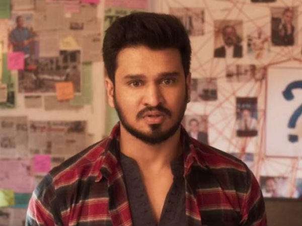 కథలో ట్విస్ట్‌లు..