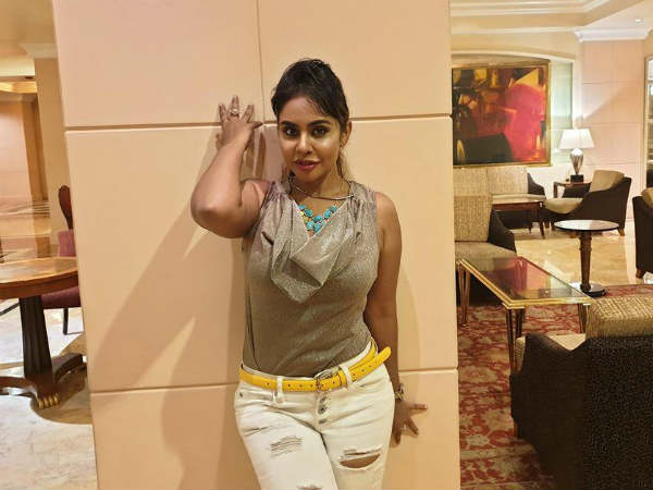 శ్రీ రెడ్డి ఎంటర్.. ఇకపై రచ్చ రచ్చే