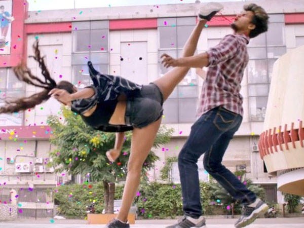 యాక్షన్‌తో పాటు.. అందాలపైనా ఫోకస్..