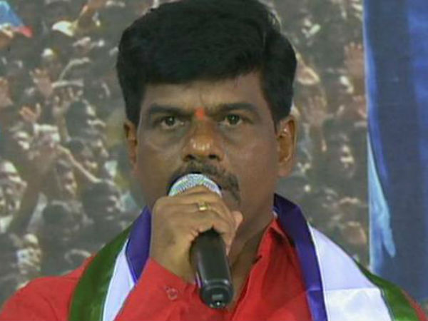 వైసీపీ ఎంపీ కథతోనే సినిమా