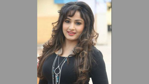 భారతదేశంలో ఆ పరిస్థితి ఇంకెంతో దూరం లేదు.. నటి మాధవీలత సెన్సేషనల్ కామెంట్స్