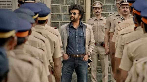 ముంబై పోలీస్ కమీషనర్.. వాడు పోలీస్ ఆఫీసరా?