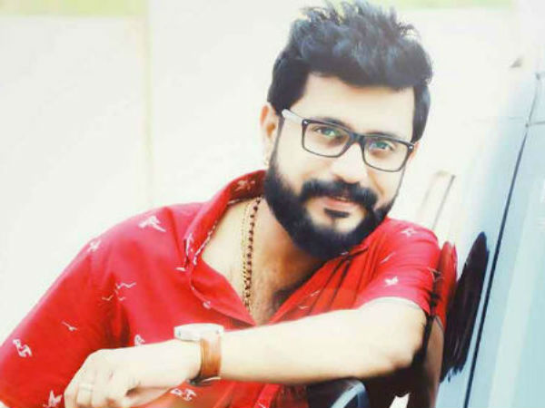 విడాకులు ఇవ్వమంటూ కొట్టేవాడు..