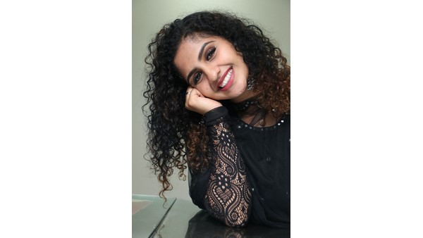 మీరు ఒక చిత్రం ఒప్పుకోవడానికి ఎలాంటి అంశాలని చూస్తారు?