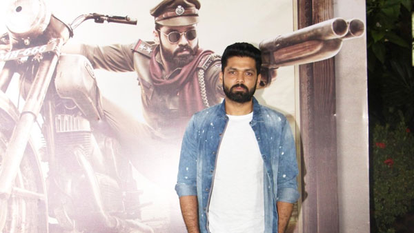 హీరోతో ప్రేమ, నిశ్చితార్థం..