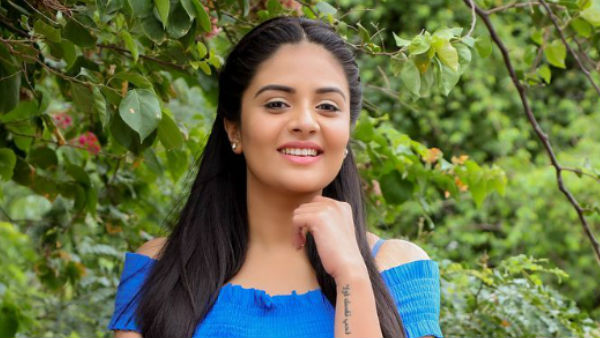 అంతా నటనే అంటూ కామెంట్లు..