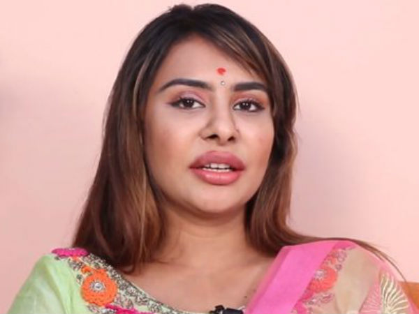 నెటిజన్ల స్పందన.. భవిష్యత్‌లో ఆడవాళ్లు