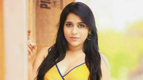 ఘాటుగా రష్మీ గౌతమ్