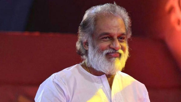 భక్తుల శ్రద్ద, ఆలోచనలు పక్కకు..