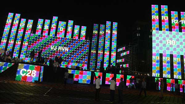 జూబ్లీహిల్స్ పోలీస్‌ స్టేషన్‌లో కేసు 