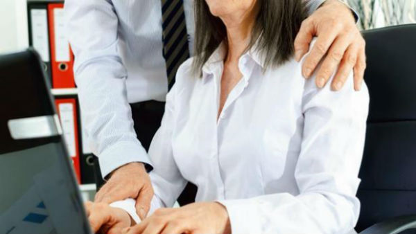 విమాన ప్రయాణంలో నిద్రలోనే