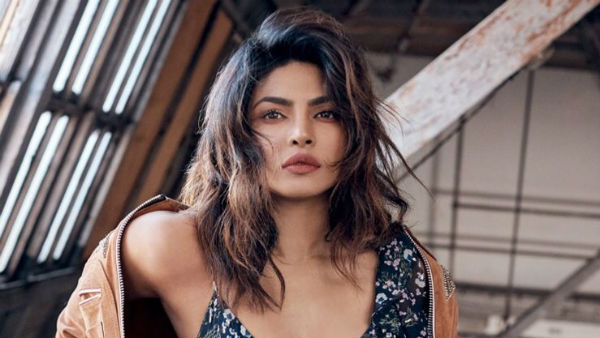 బాబోయ్ ఇదేం డ్రెస్.. అవాక్కవుతున్న సినీ ప్రియులు