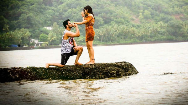  వృత్తిరిత్యా డాక్టర్..