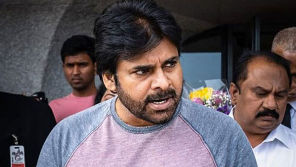 పవన్ సినిమా కోసం ముగ్గురు హీరోయిన్లు