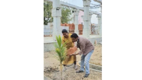 సినీ నటి రోజా.. ‘రోజా వనం’