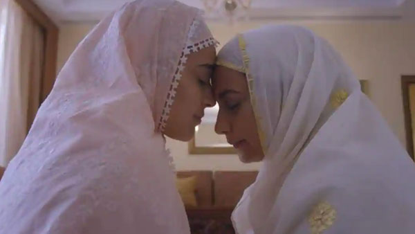 ప్రేమకు తల్లి అంగీకారం