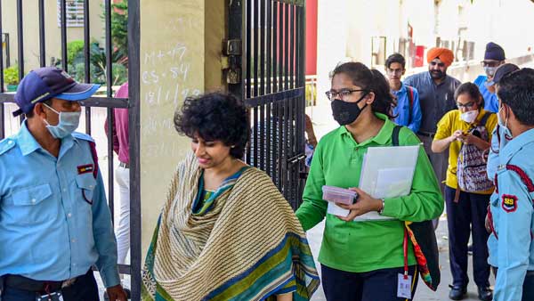 కరోనాతో భయాందోళన..