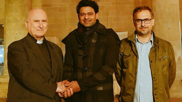  ప్రస్తుతం రాధాకృష్ణతో..