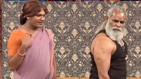 ఎక్స్‌ట్రా జబర్దస్త్ స్టేజ్‌పై..