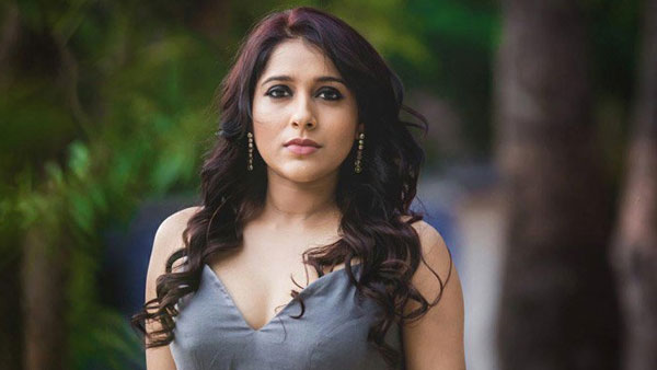 కరోనా టైమ్‌లో షాపింగ్ మాల్..