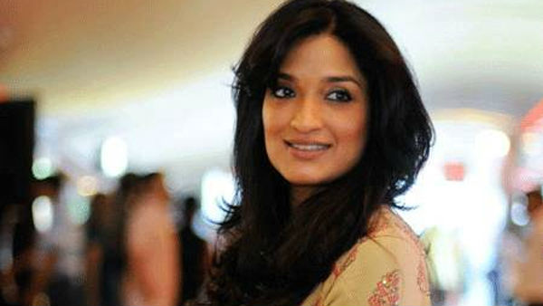 అన్యాయాలపై మహిళలు ధైర్యంగా 