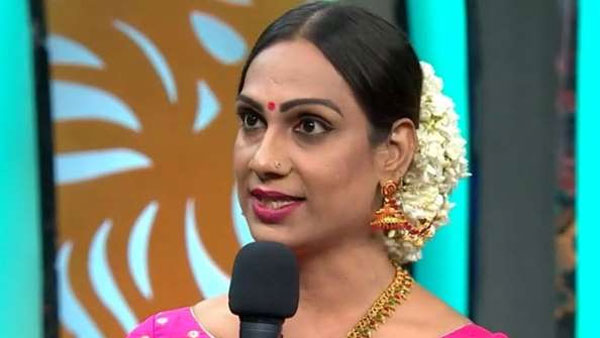  పిచ్చికుక్కను చెప్పుతో కొట్టినట్టు