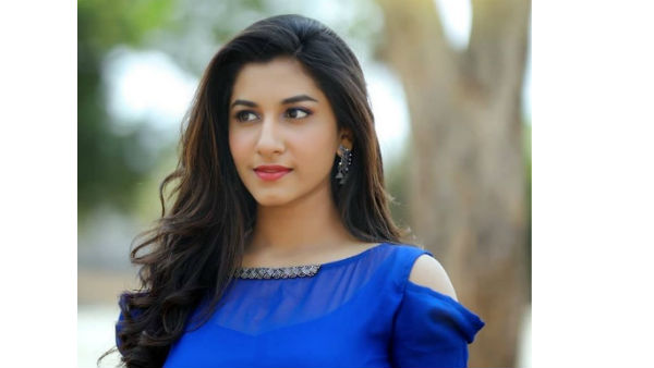 ఆ యాంకర్‌కు బాగా క్లోజ్.. అందుకే టూర్లు