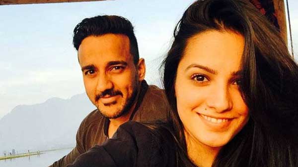 బిజినెస్మ్యాన్తో అనిత ప్రేమాయణం.. పెళ్లి