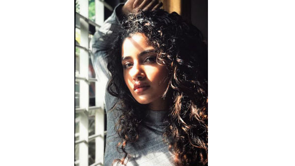 ఫొటోస్ వైరల్