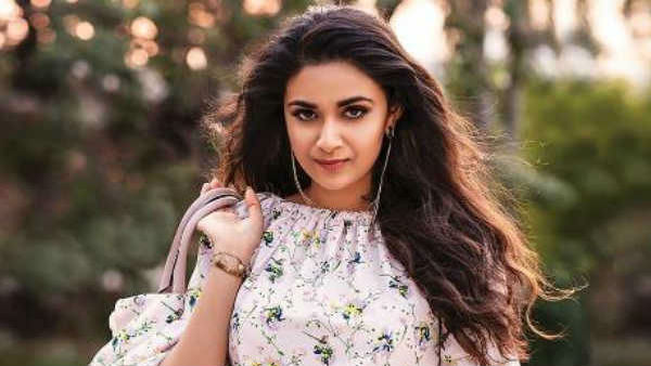 గ్లామర్ రోల్స్..