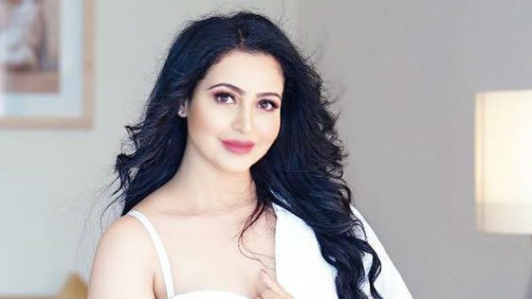 టాలీవుడ్ బడా డైరెక్టర్‌ బాగోతం బయటపెడతా