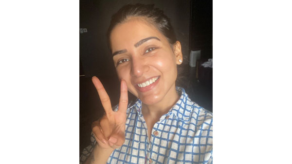 సమంత విక్టరీ సింబల్..