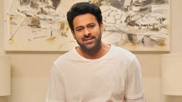 లవర్ బాయ్ అవతారం ఎత్తిన ప్రభాస్