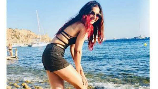 వేసుకుంటే తప్పేముంది..