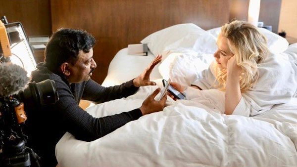 స్క్రీన్‌ను టచ్ చేయకండి..